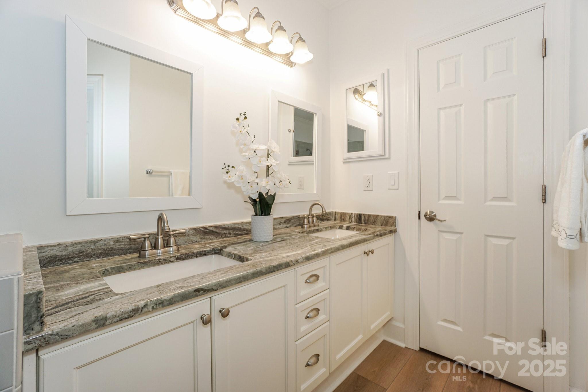 Image of house photo